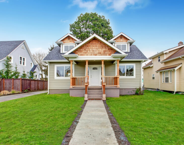 Small,House,Exterior.,View,Of,Entrance,Porch,With,Stairs,And